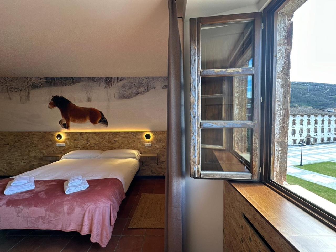 Hotel Y Albergue Real Fabrica De Ezcaray Kültér fotó