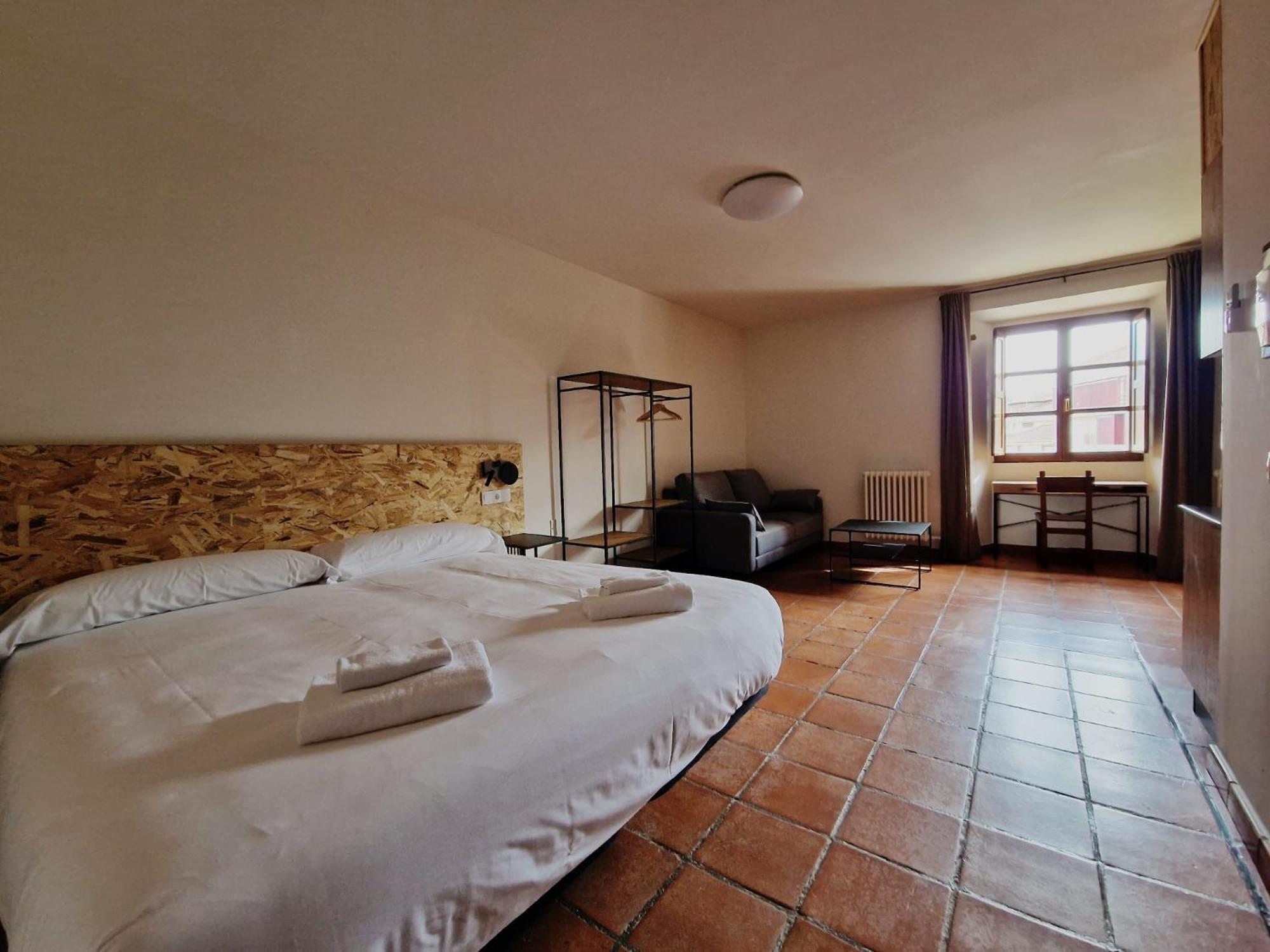 Hotel Y Albergue Real Fabrica De Ezcaray Kültér fotó